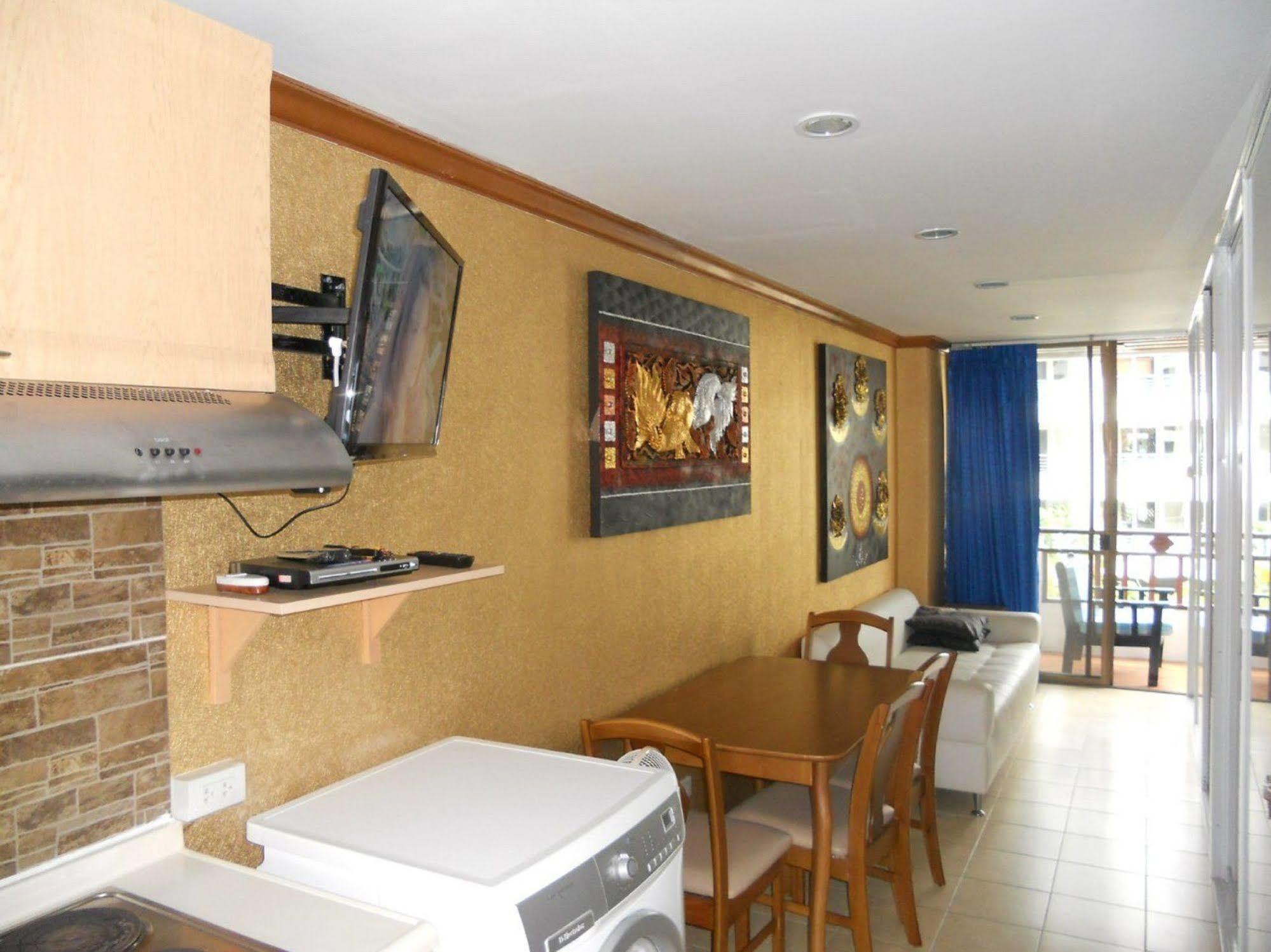 Jomtien Good Luck Apartment Eksteriør bilde