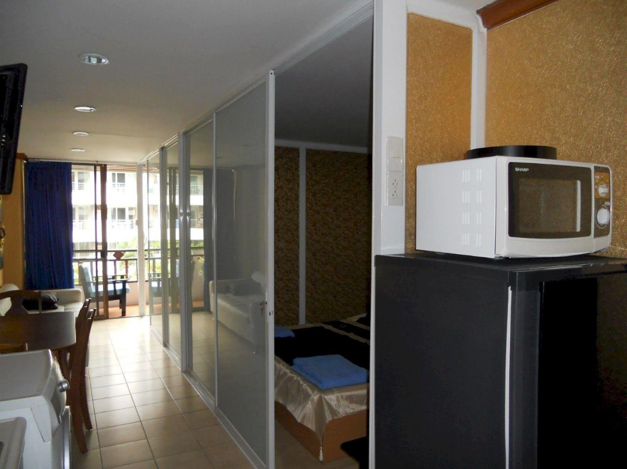 Jomtien Good Luck Apartment Eksteriør bilde